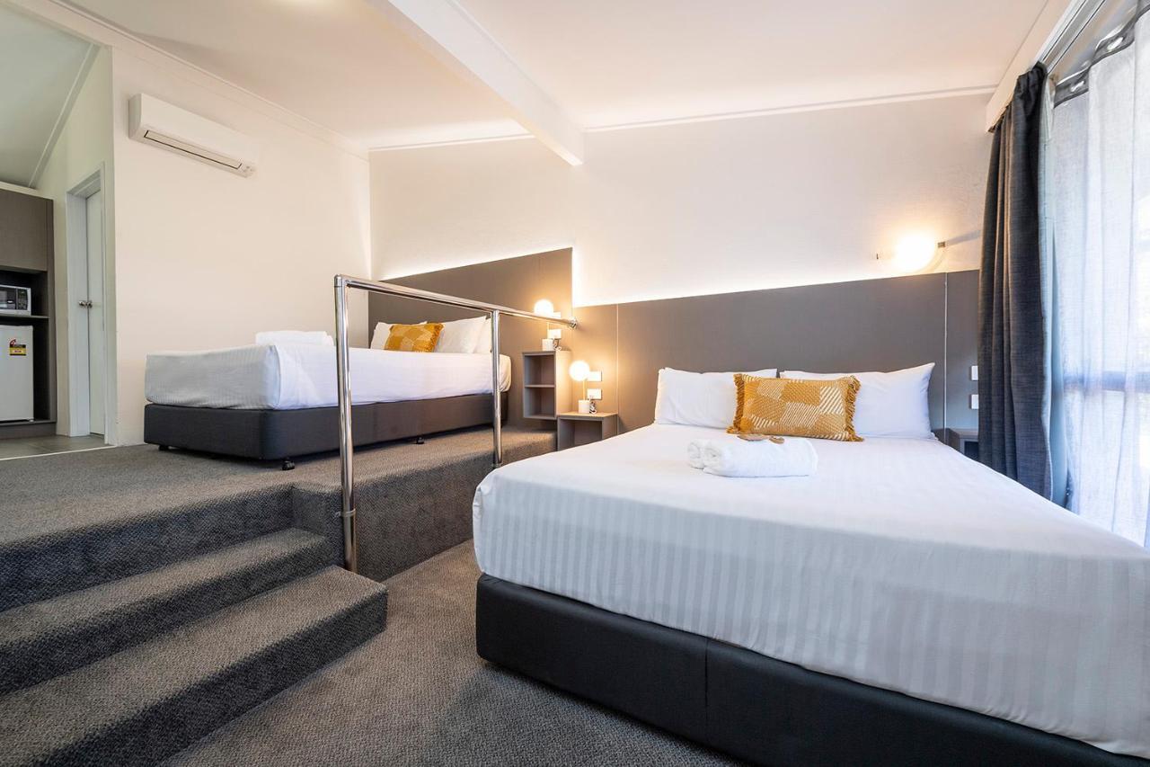Fern Bay Motel Екстер'єр фото
