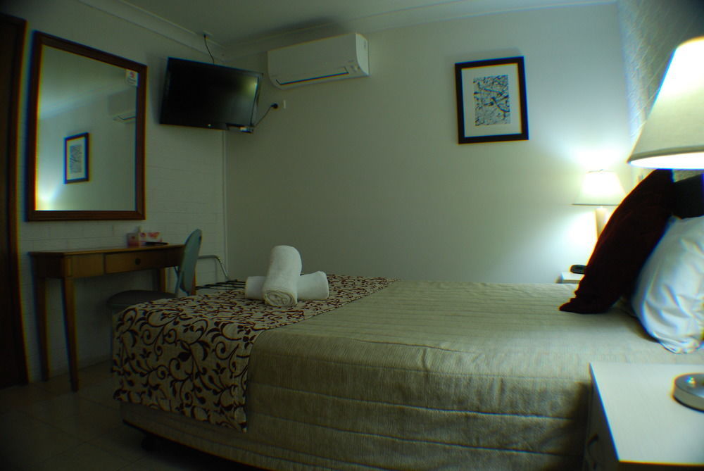 Fern Bay Motel Екстер'єр фото