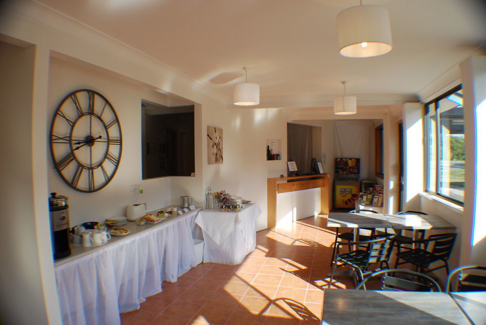 Fern Bay Motel Екстер'єр фото