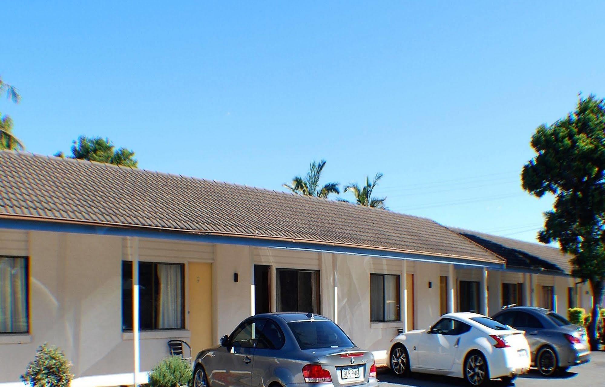Fern Bay Motel Екстер'єр фото
