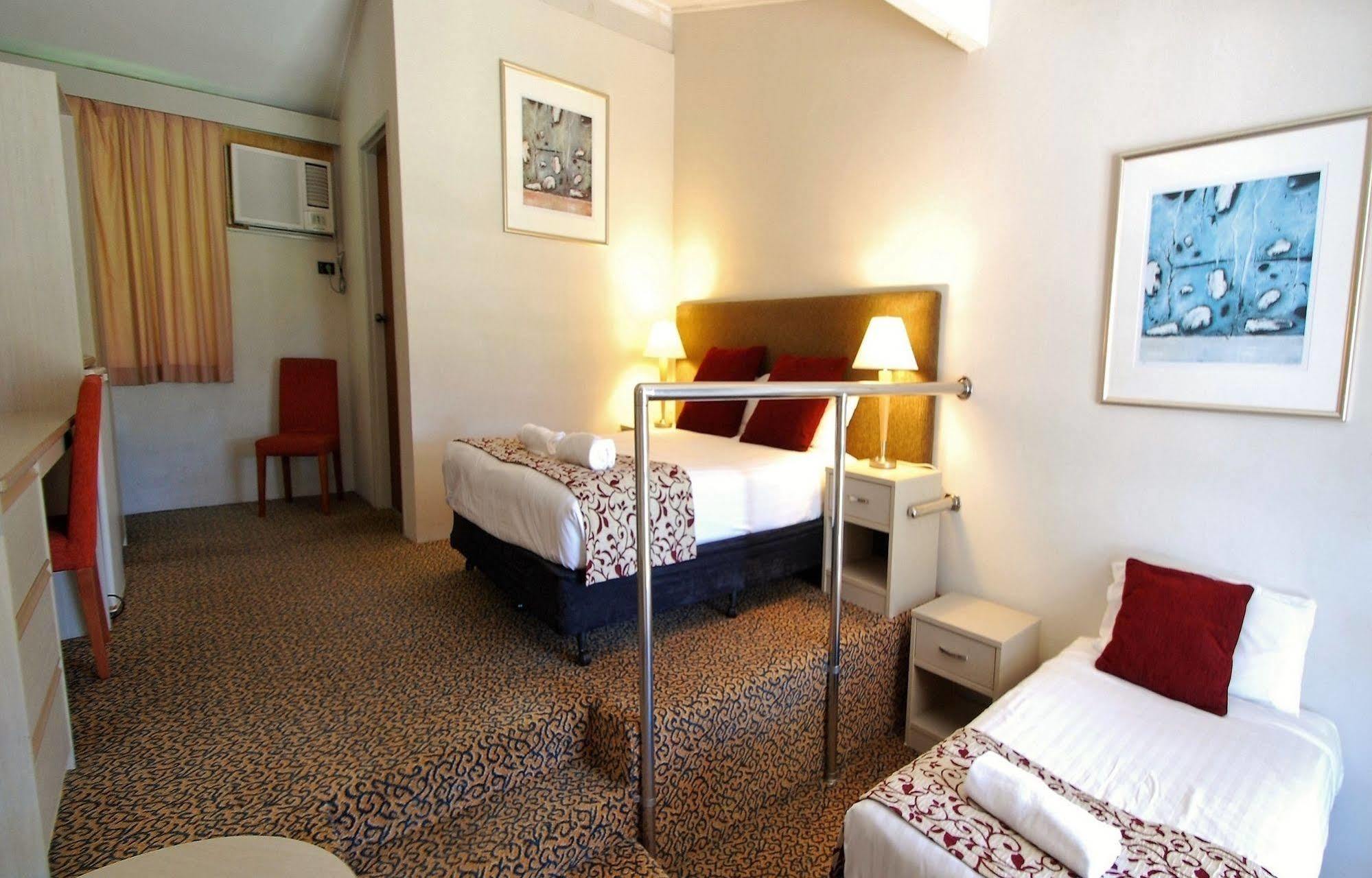 Fern Bay Motel Екстер'єр фото