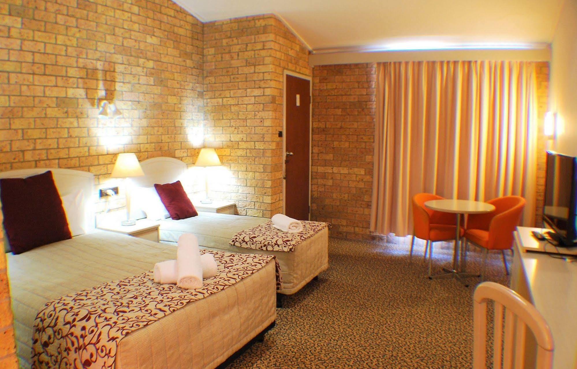 Fern Bay Motel Екстер'єр фото